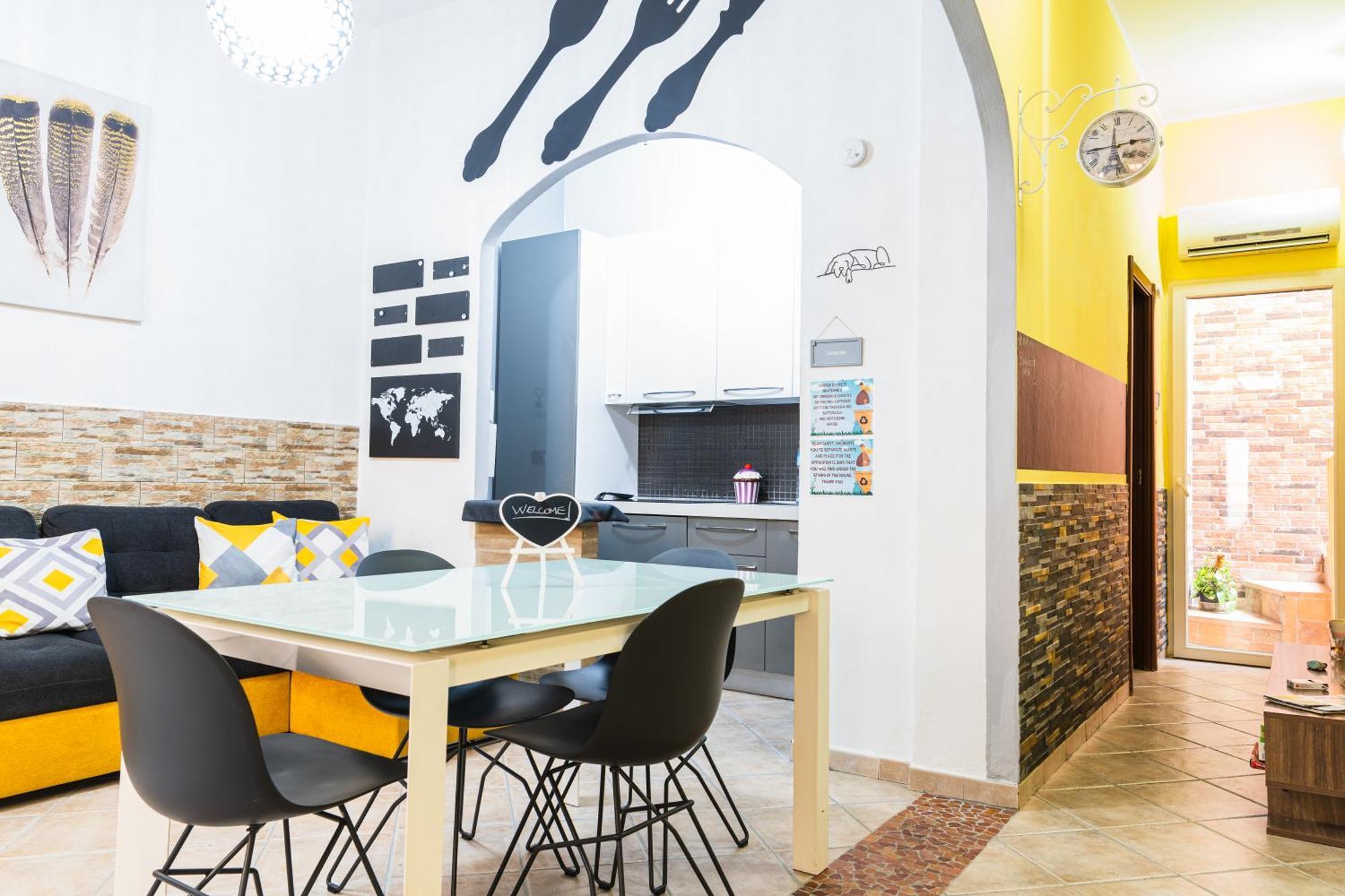 La Casa Di Ryan - Camere - Policlinico - Cittadella Monserrato Eksteriør billede